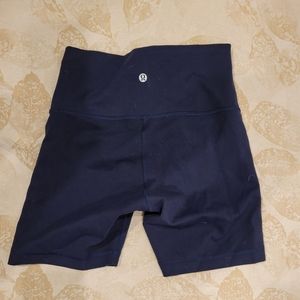 Lululemon Bike short, size 6, navy blue
